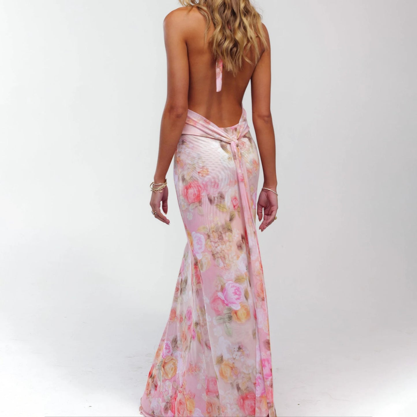 Women’s Summer Halter Maxi Dress – Sleeveless V-Neck Backless Ruffle Hem